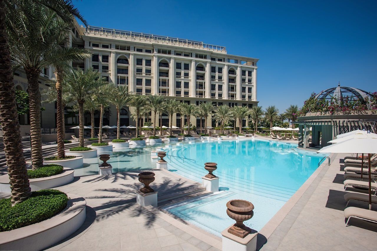 Palazzo Versace Dubai Ngoại thất bức ảnh The pool at the St. Regis