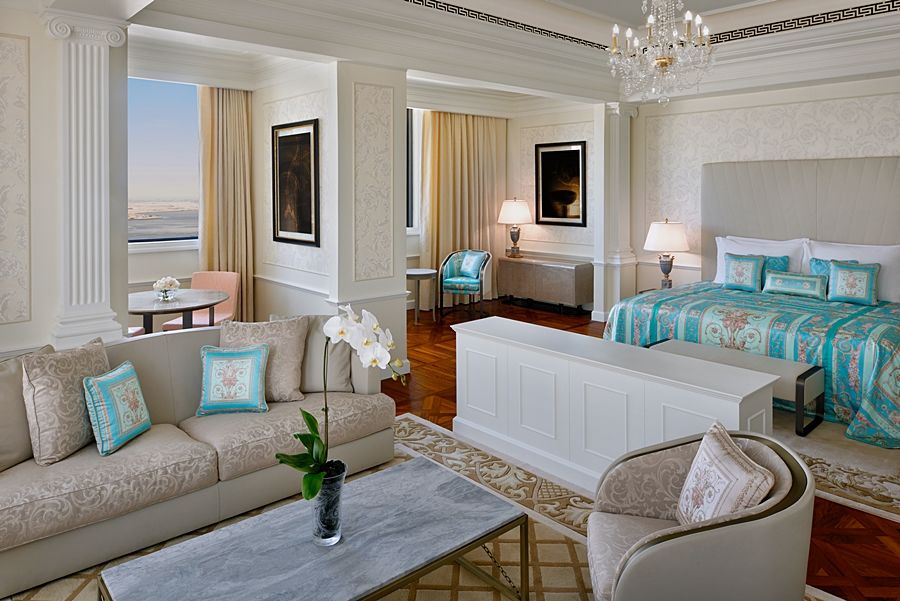 Palazzo Versace Dubai Ngoại thất bức ảnh A suite at the Atlantis Paradise Island